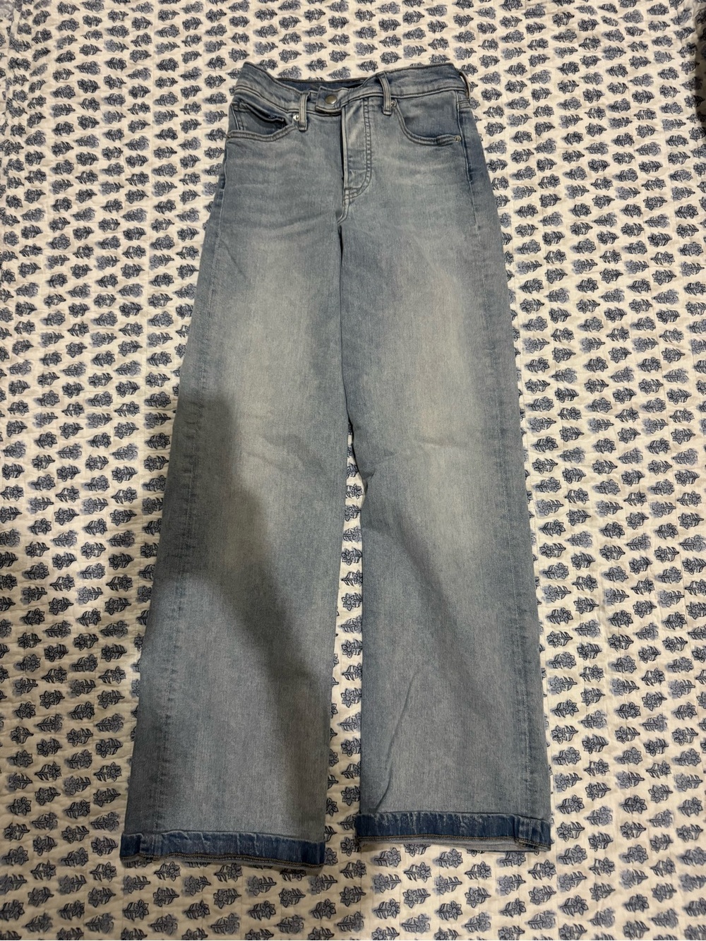 Express Light Wash Wide Leg Jeans